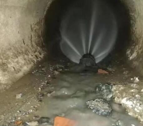 卧龙市政管道清淤